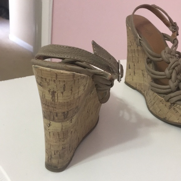 shoes - Picture 4 of 6